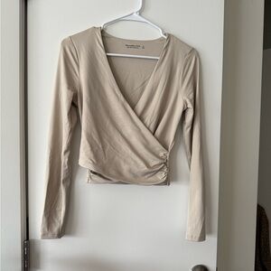 abercrombie plunge long sleeve wrap top